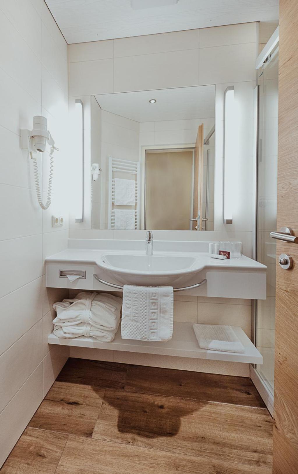 Appartement Hotel Panorama-Im Bademantel Direkt In Die Alpentherme 배드호프가스타인 외부 사진